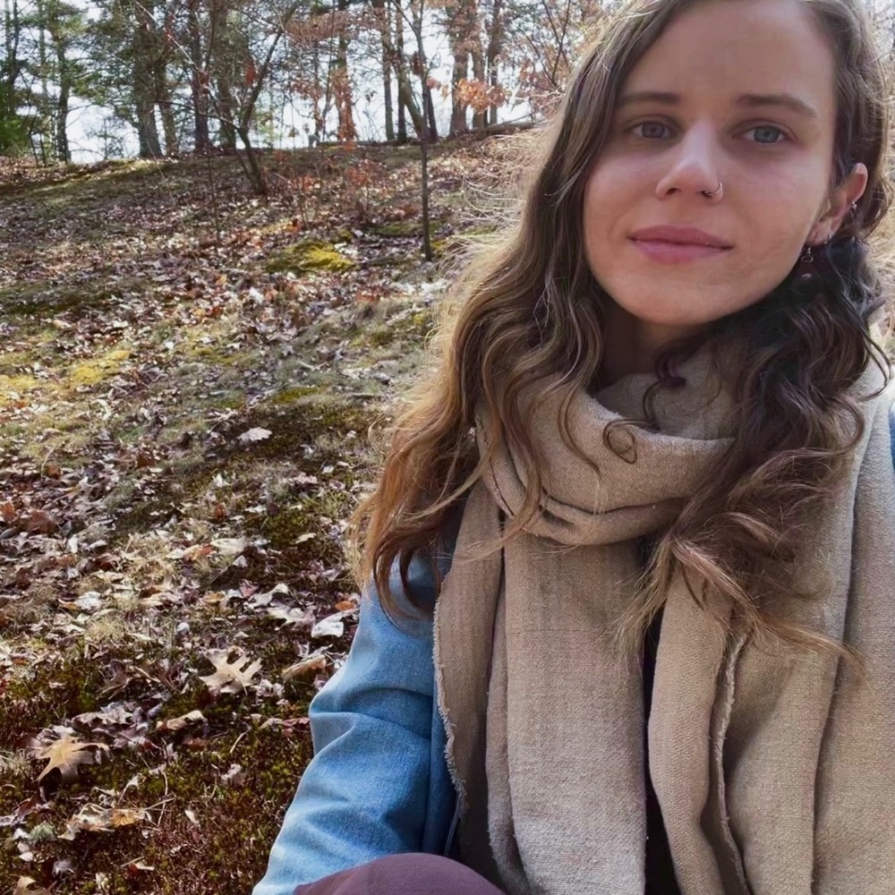 Meet your Posher, Em